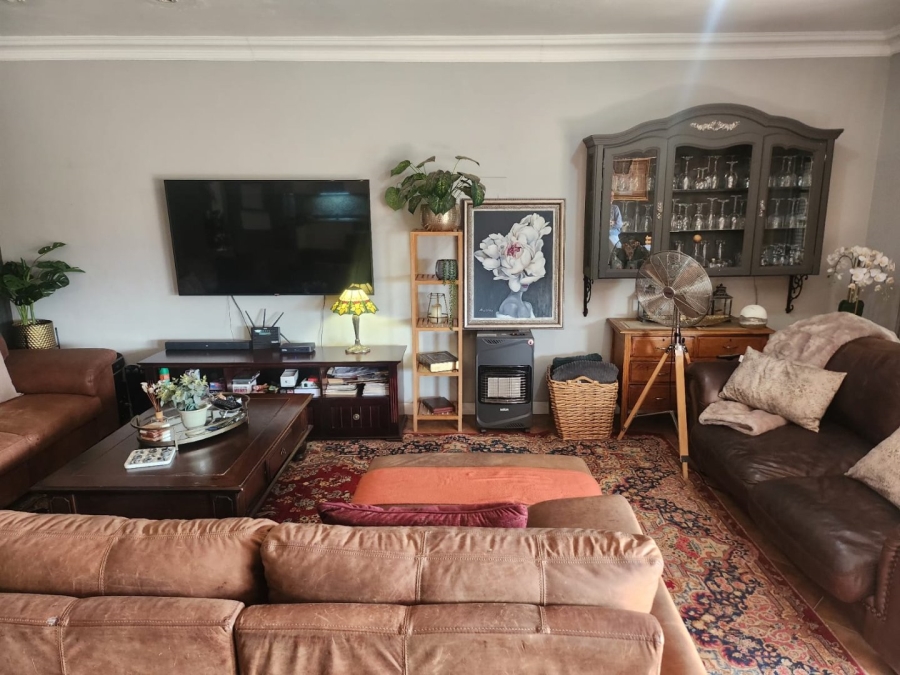 3 Bedroom Property for Sale in Landsmeer Residential Estate North West